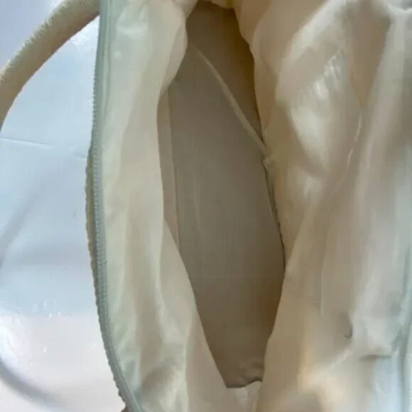 Floral Woven Women's  Embroidered Floral Accents Cream Straw Shoulder Bag - Picture 8 of 8